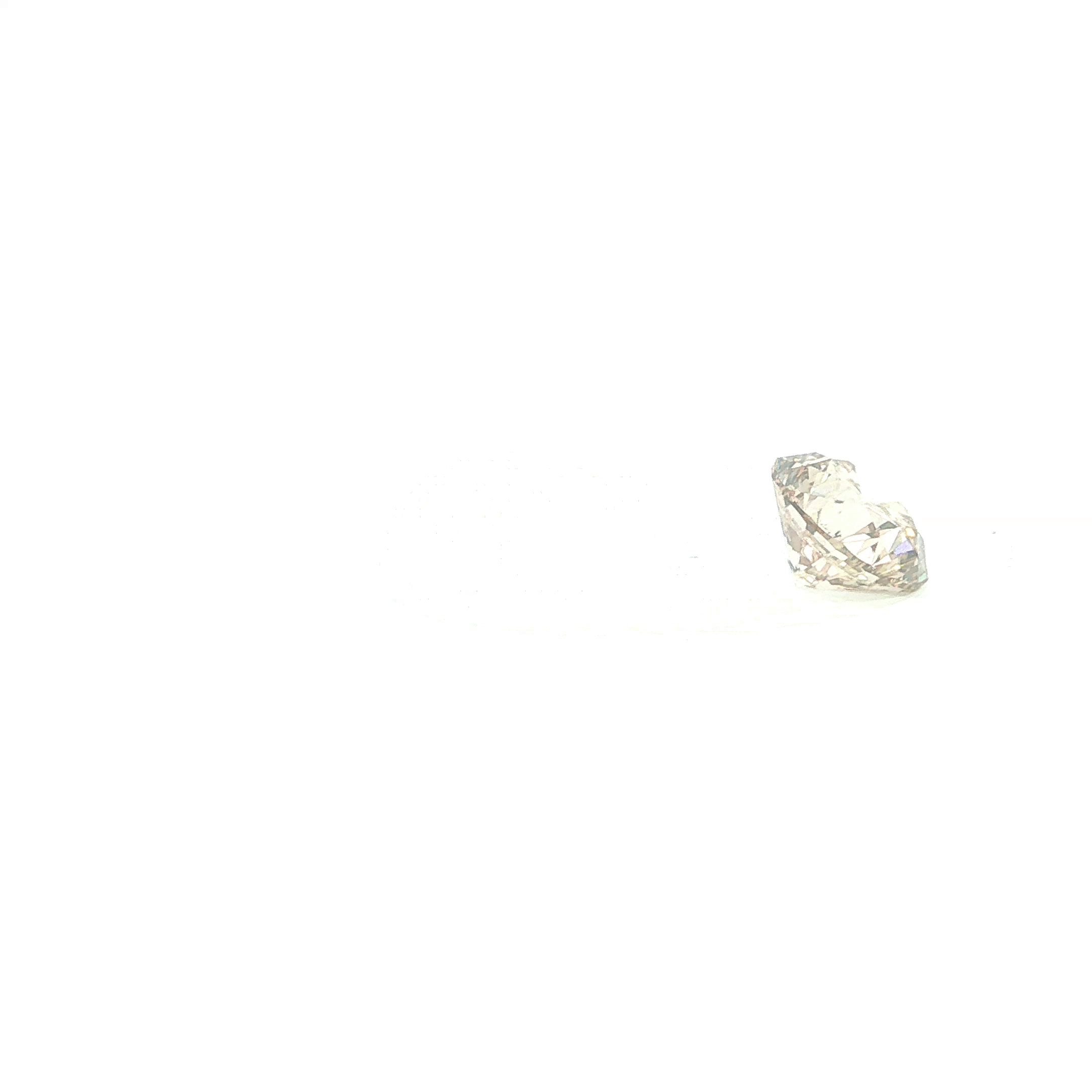 2,725 ct Brillant light brown