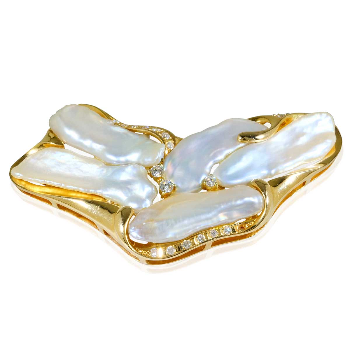 Biwaperlen Garnitur bestehend aus 0,64ct Diamanten und barocken Perlen-Kollier, Kettengleiter Ohrclips und Anhänger in 14 kt Ge