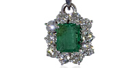Smaragd-Diamant-Anhänger mit 10 Brillanten und einem facettiertem Smaragd von 0,75ct in 18 Kt Weissgold , für Vergrösserung bitte hier klicken!