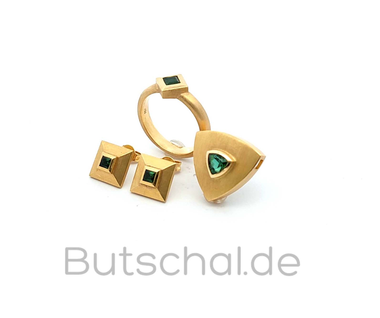 Rubin-Smaragd-Saphir-Diamant Set aus Ring, Kollier und Armband in Gelbgold mit 0,15ct  Diamanten, 0,42ct Smaragde,  0,57ct Sap