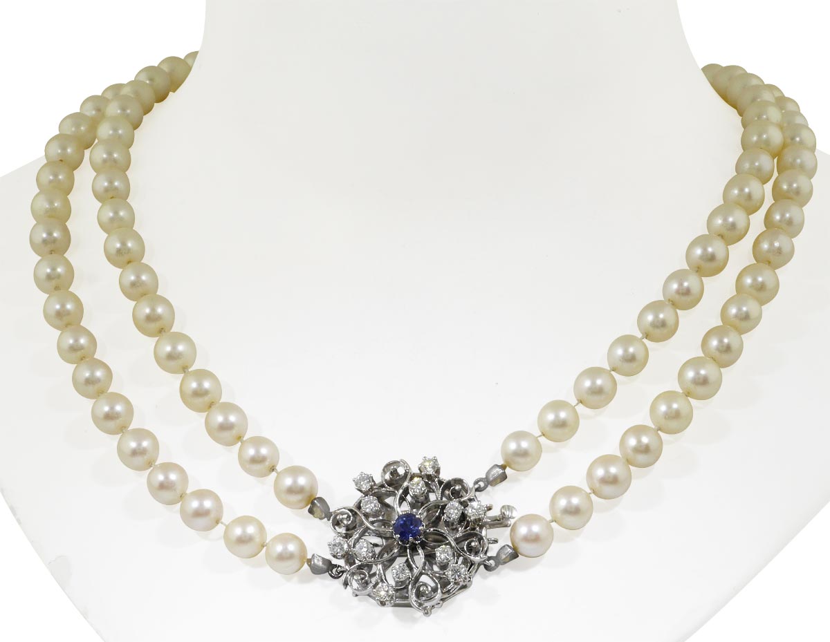 Perlen Collier 2-reihig mit einer Saphir-Diamantschliesse von 1,14ct Diamanten und 0,47ct Saphir 