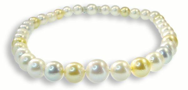 Südsee-Perlen  11,23 - 14 mm als Kette mit Weißgoldschloß u. Diamanten