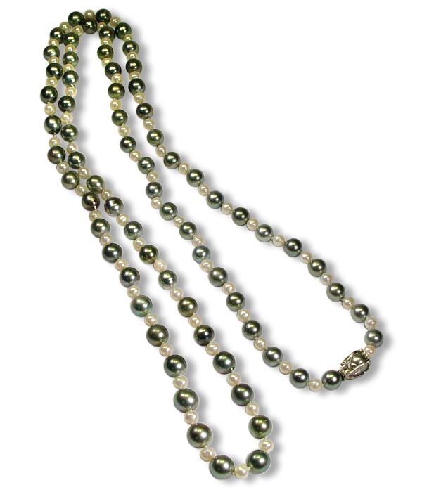 Perlenkette grau/weiss  5,7 mm-10mm extralang