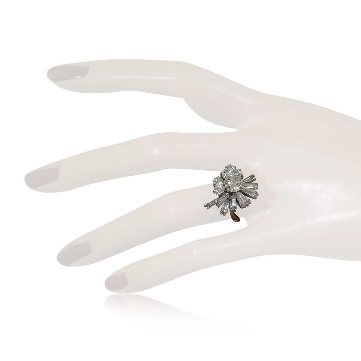 Diamant-Brillant-Ring  mit Diamanten in zwei Schliffen, ca. 1,83 ct.