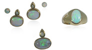 Opal-Gold-Set aus Opal-Ohrringen Opal-Ring und Opal-Anhänger,14/18kt Gelbgold , für Vergrösserung bitte hier klicken!